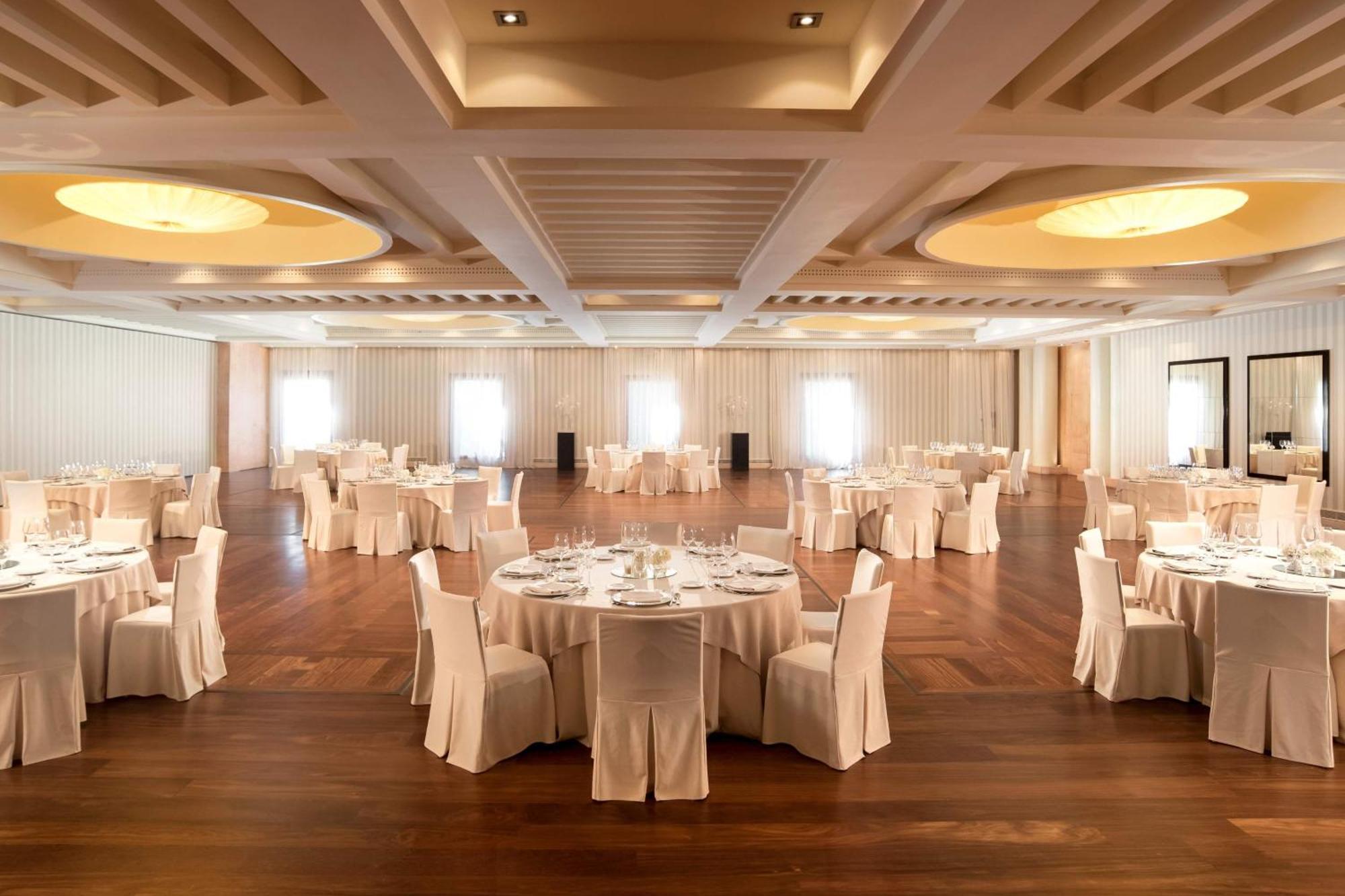 Hotel Marques De Riscal, A Luxury Collection Hotel, 5*