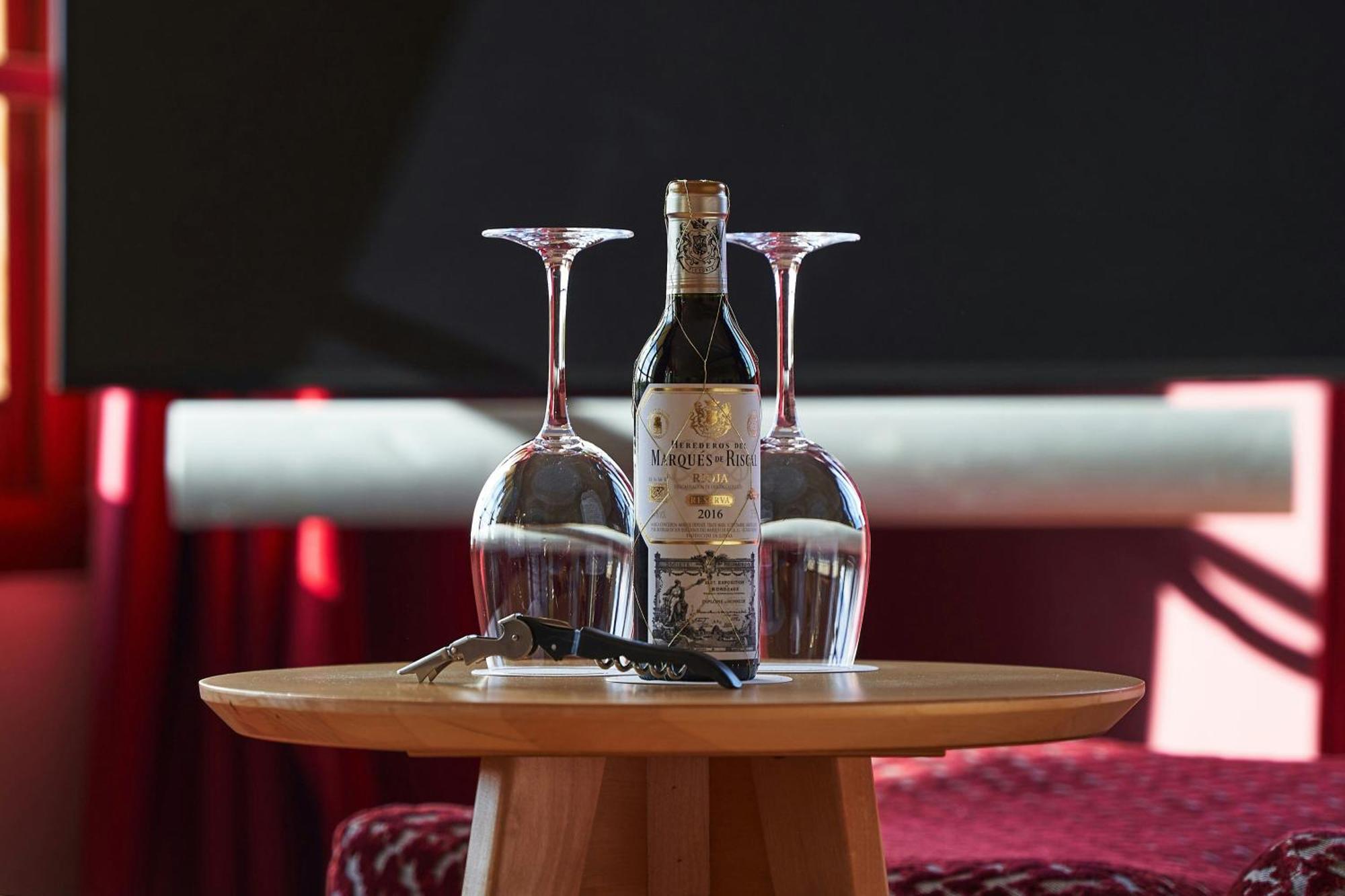 Hotel Marques De Riscal, A Luxury Collection Hotel,